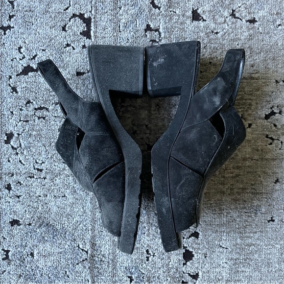 Valerie Stevens Heels - Picture 2 of 3